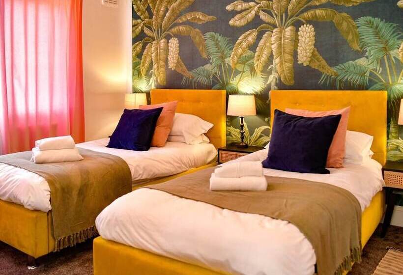 레지던스 Stunning 3 Bed House In Cardiff With Free Parking!