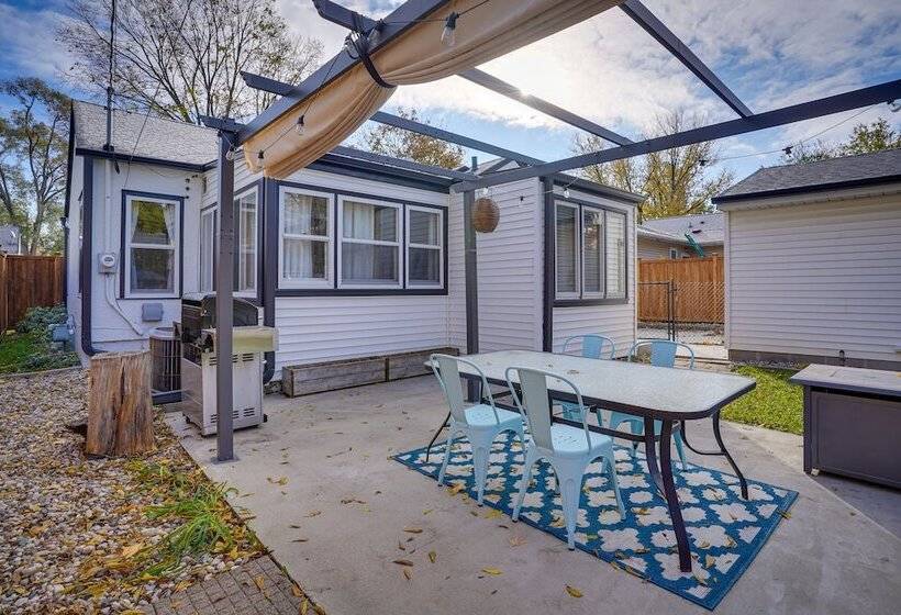 Richfield Retreat W/ Fire Pit, Gas Grill & Yard!