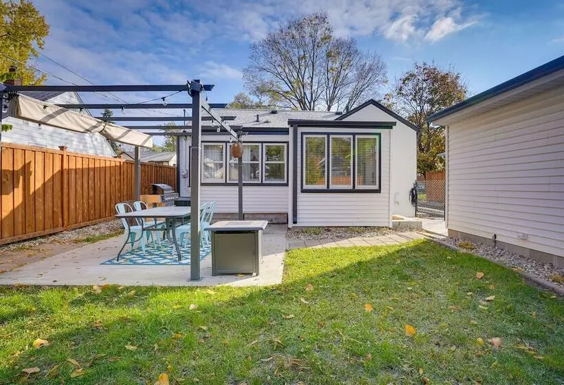 Richfield Retreat W/ Fire Pit, Gas Grill & Yard!
