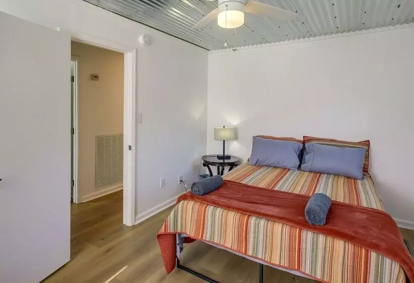 Rustic Whitwell Home W/ Grill, Near State Parks!