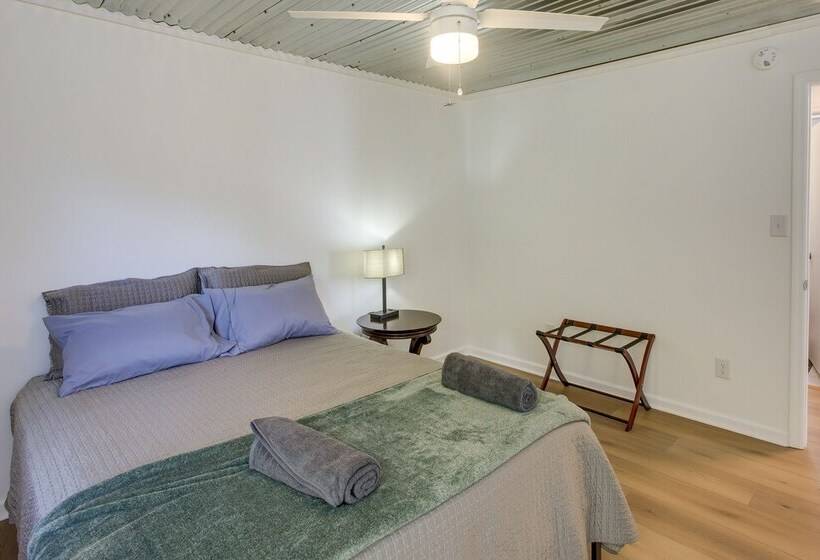 Rustic Whitwell Home W/ Grill, Near State Parks!