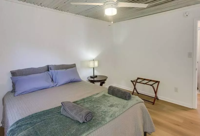 Rustic Whitwell Home W/ Grill, Near State Parks!