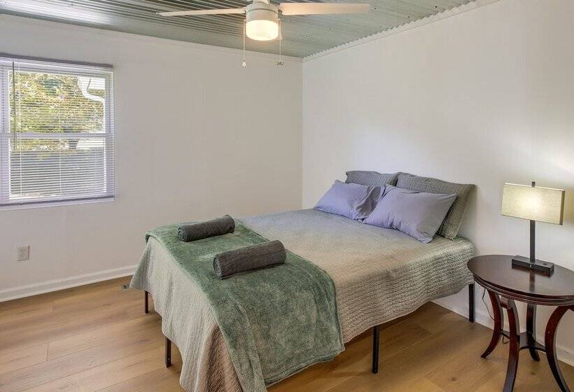 Rustic Whitwell Home W/ Grill, Near State Parks!