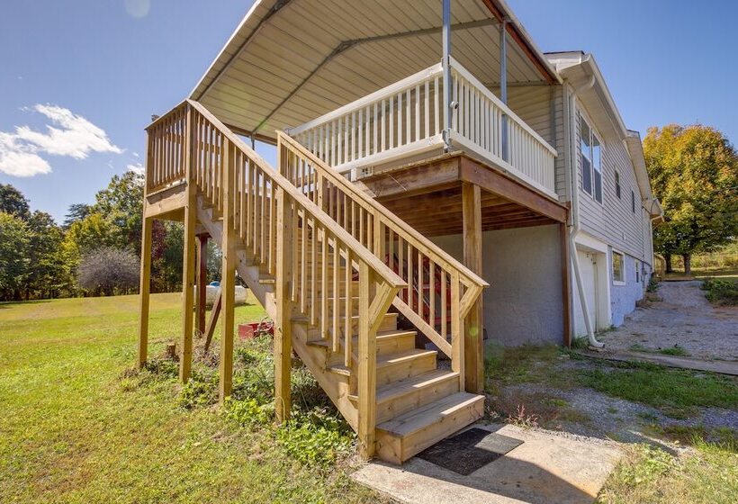 Rustic Whitwell Home W/ Grill, Near State Parks!