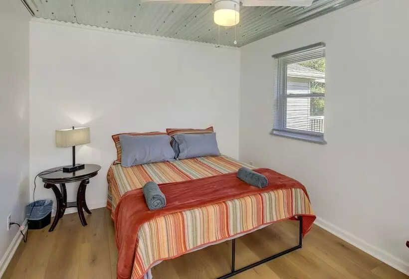 Rustic Whitwell Home W/ Grill, Near State Parks!