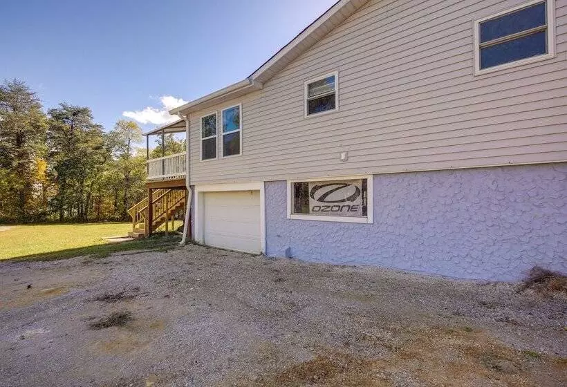 Rustic Whitwell Home W/ Grill, Near State Parks!