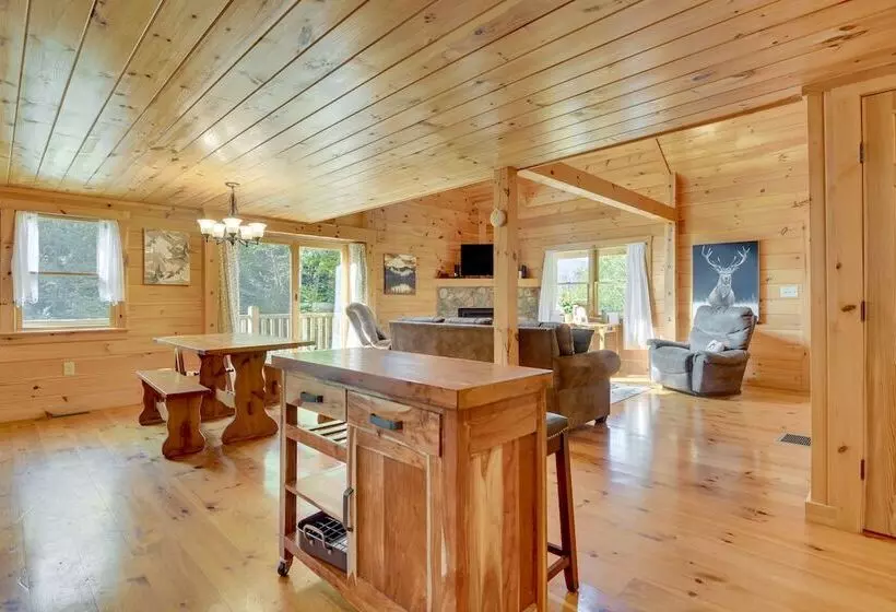 Scenic Franconia Cabin ~ 6 Mi To Cannon Mountain!