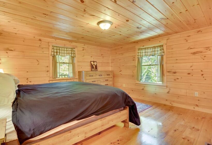 Scenic Franconia Cabin ~ 6 Mi To Cannon Mountain!