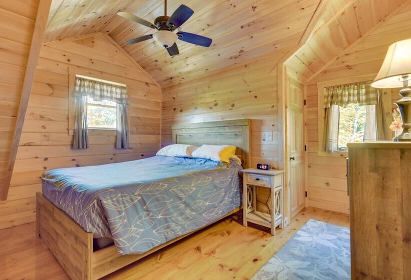 Scenic Franconia Cabin ~ 6 Mi To Cannon Mountain!