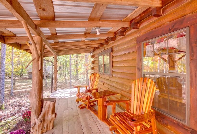 Serene Pikeville Cabin: 20 Mi To Fall Creek Falls!