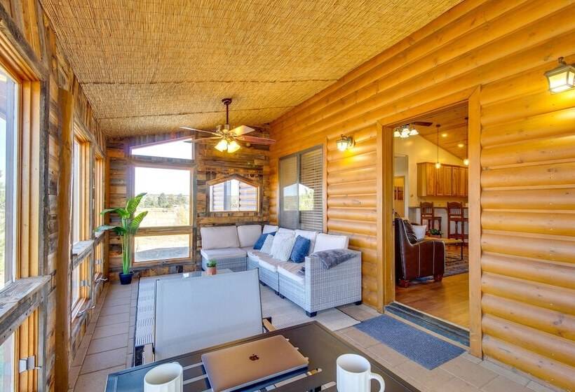 Pet Friendly Show Low Cabin W/ 1 Acre Fenced Yard!