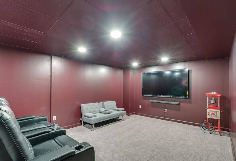 Spacious Lake Lure Family Home W/ Deck & Fire Pit!