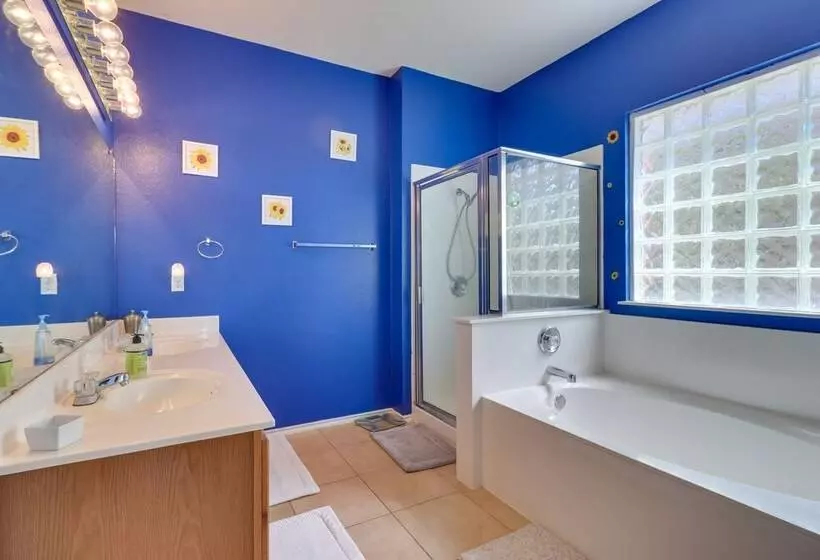 Pet Friendly Austin Area Home W/ Outdoor Oasis