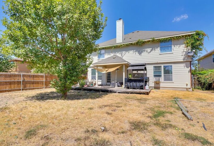 Pet Friendly Austin Area Home W/ Outdoor Oasis