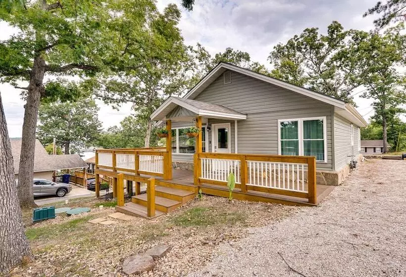Lakefront Home W/ Private Dock In Sunrise Beach!
