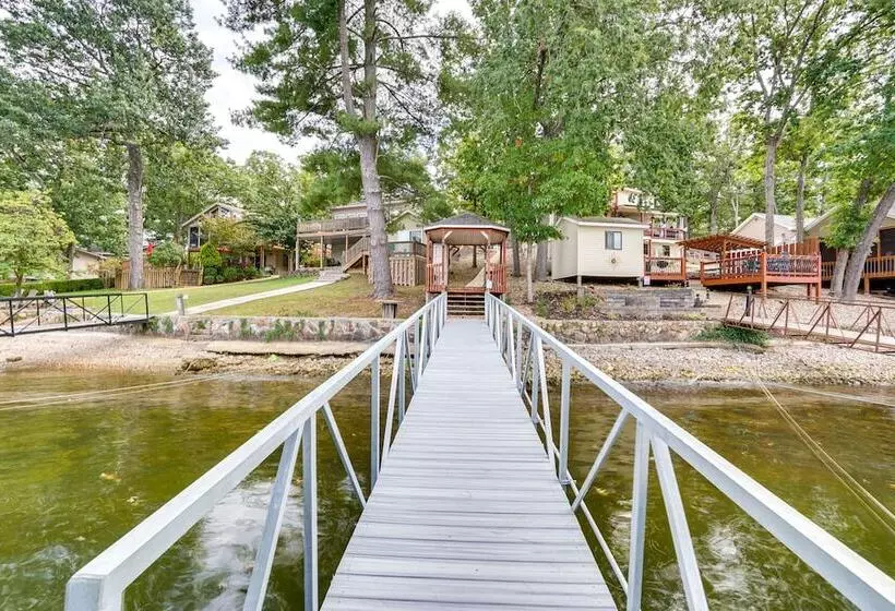 Lakefront Home W/ Private Dock In Sunrise Beach!