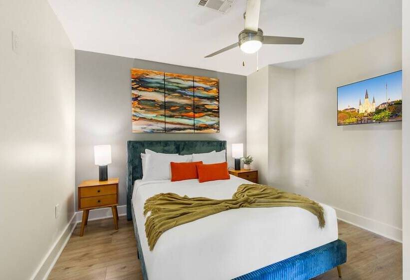 The Big Easys Finest 4br Condo In Nola