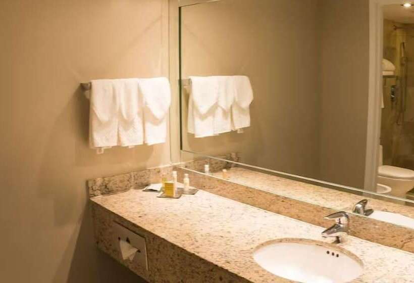 The Grand Hotel Biscayne Bay