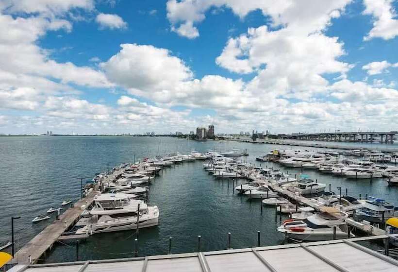 The Grand Hotel Biscayne Bay