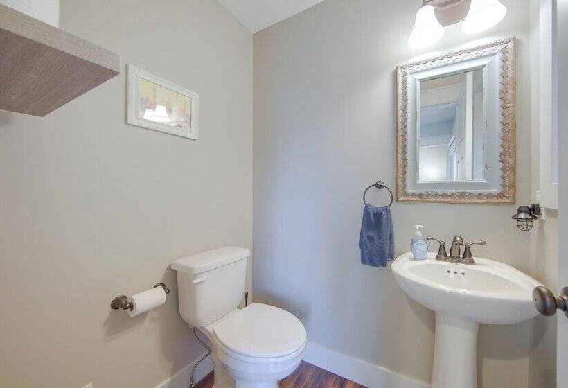 Tipton Home W/ Private Lakefront & Fire Pits!