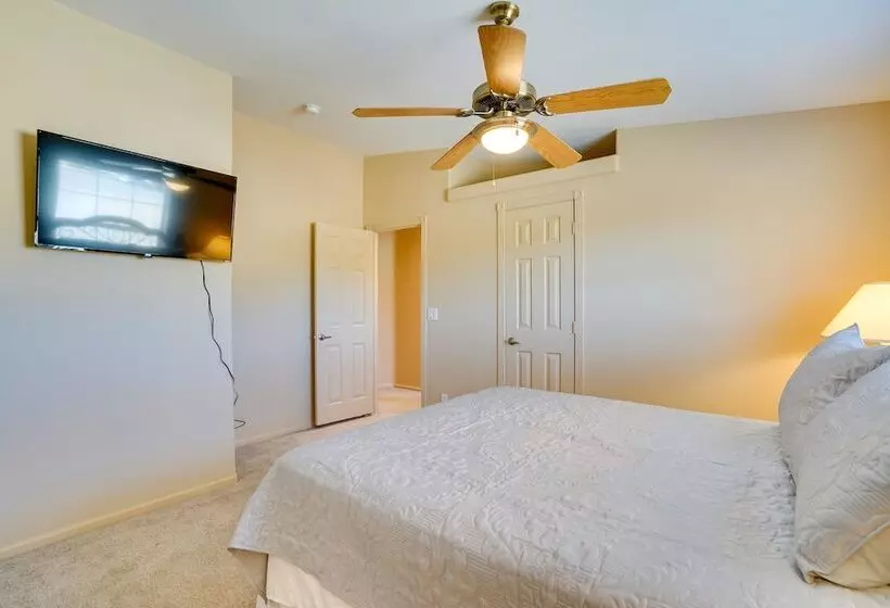 Tucson Home: 11 Mi To Saguaro National Park!