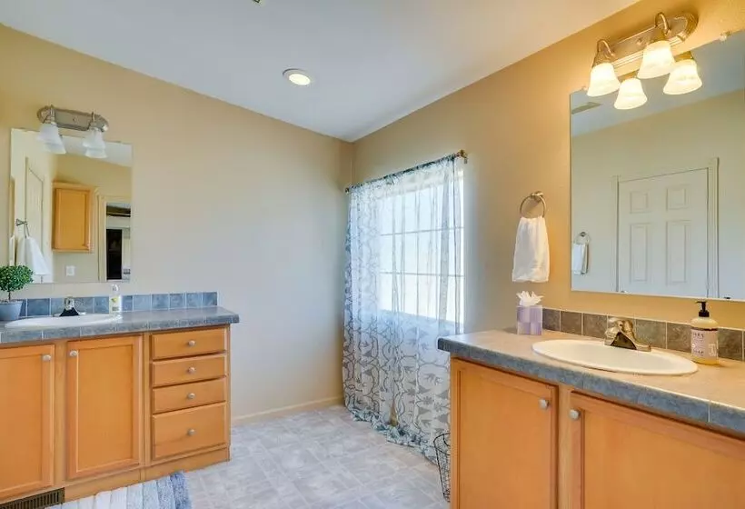 Tucson Home: 11 Mi To Saguaro National Park!