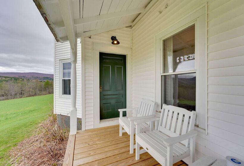 17 Acre Vermont Escape W/ Panoramic Mountain Views