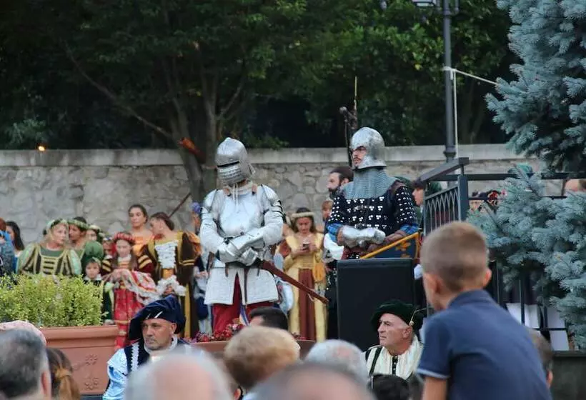 Aamiaismajoitus (B&B) Sant Egidio Del Monte Albino