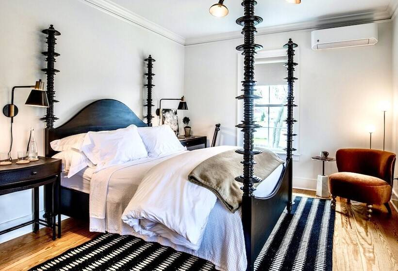 مبيت وإفطار Vine & Sand