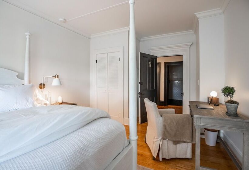 مبيت وإفطار Vine & Sand