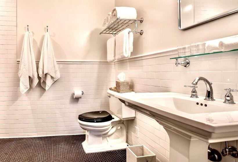 مبيت وإفطار Vine & Sand