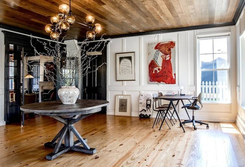 مبيت وإفطار Vine & Sand