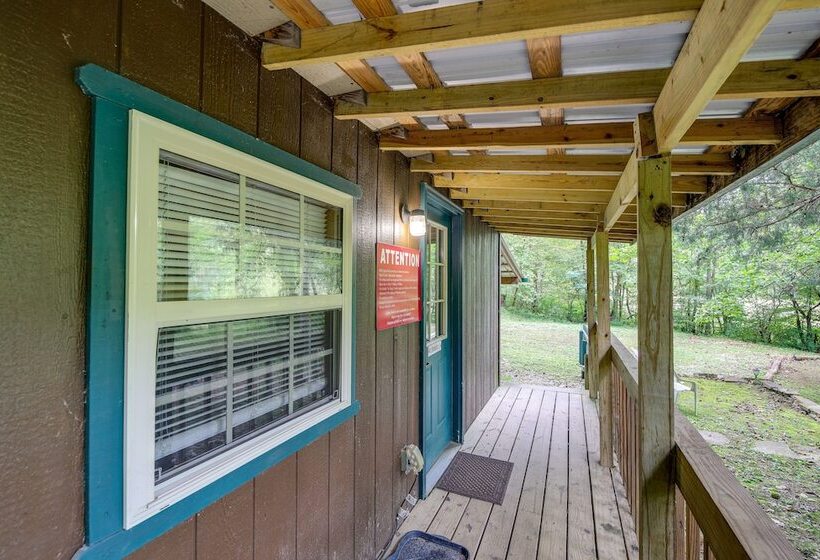 Briceville Cabin W/ River Access & Mountain Views!