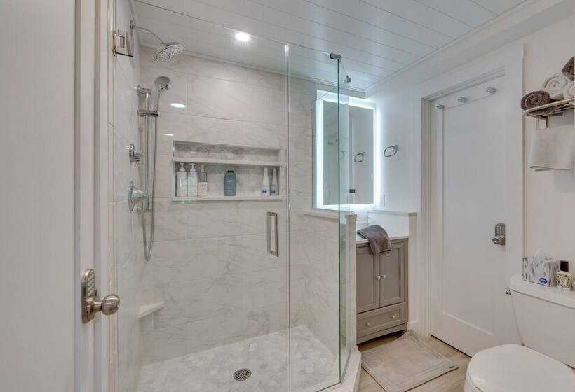 Charming Thornton Escape W/ Sauna + Gazebo!