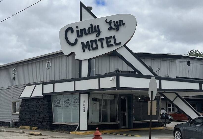 Cindy Lyn Motel