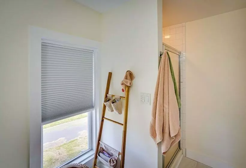 Cozy Catskills Retreat Near Mine Kill State Park!