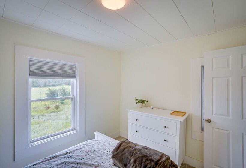 Cozy Catskills Retreat Near Mine Kill State Park!