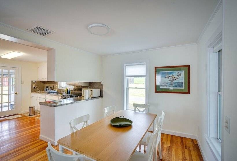 Cozy Catskills Retreat Near Mine Kill State Park!