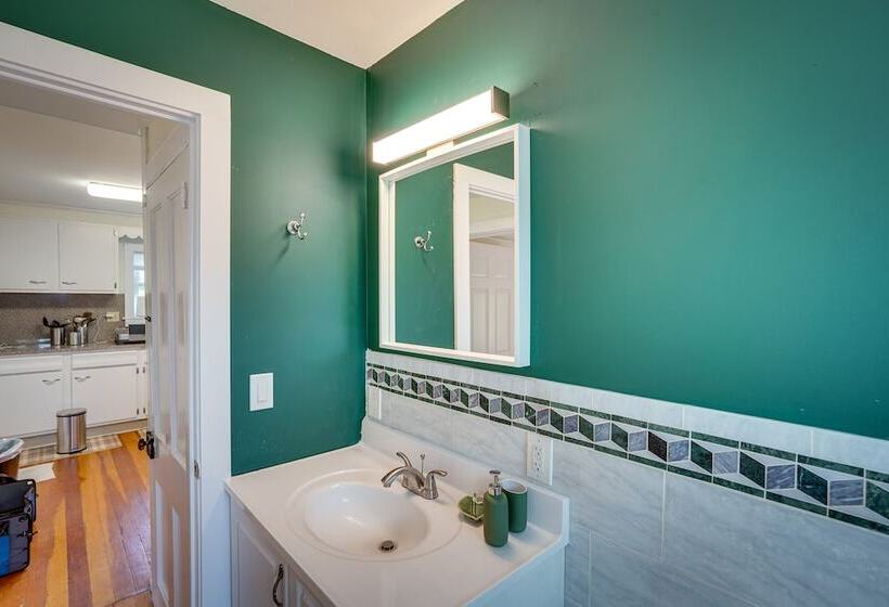 Cozy Catskills Retreat Near Mine Kill State Park!