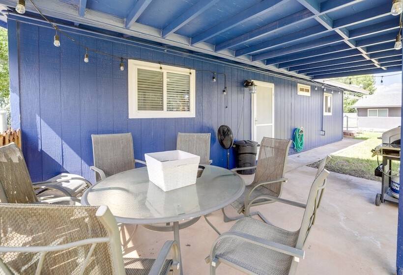 Cozy Cottonwood Home W/ Covered Patio & Gas Grill!