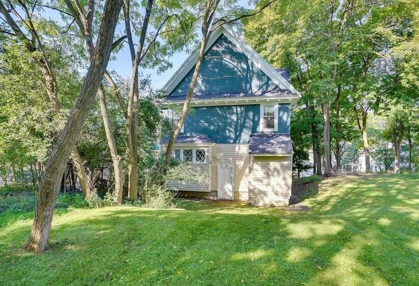 Cozy Westcott Home ~ 1/2 Mi To Syracuse Campus!