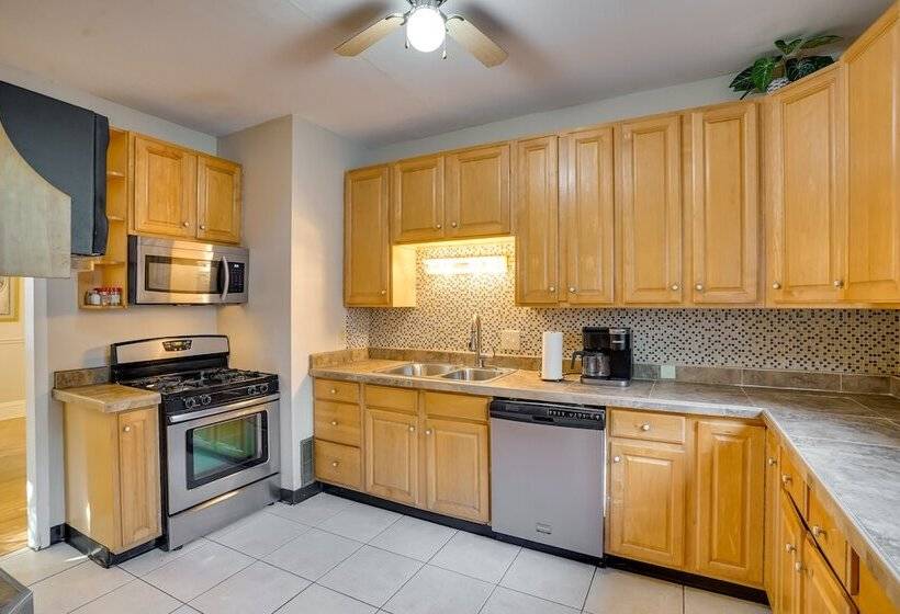 Cozy Westcott Home ~ 1/2 Mi To Syracuse Campus!