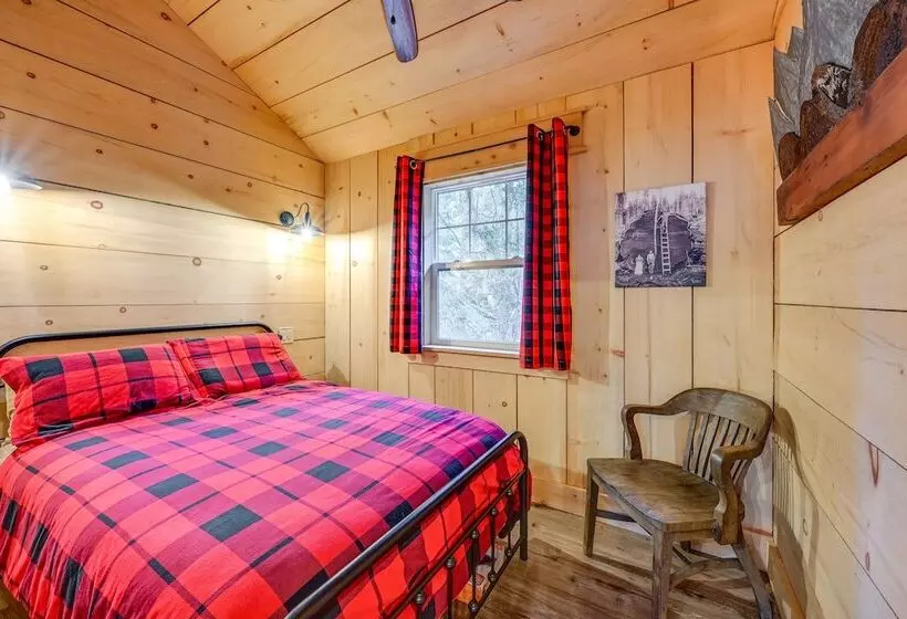 Creekside Cabin ~ 20 Mi To Kings Canyon Park!