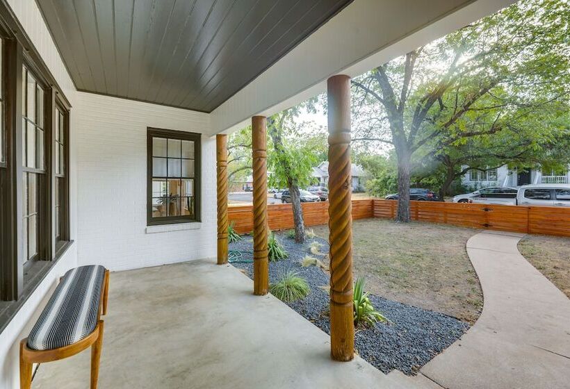 Family Friendly Austin House W/ Screened Porch!