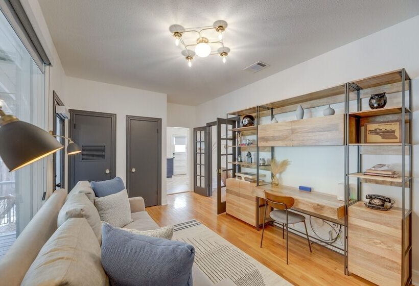 Family Friendly Austin House W/ Screened Porch!