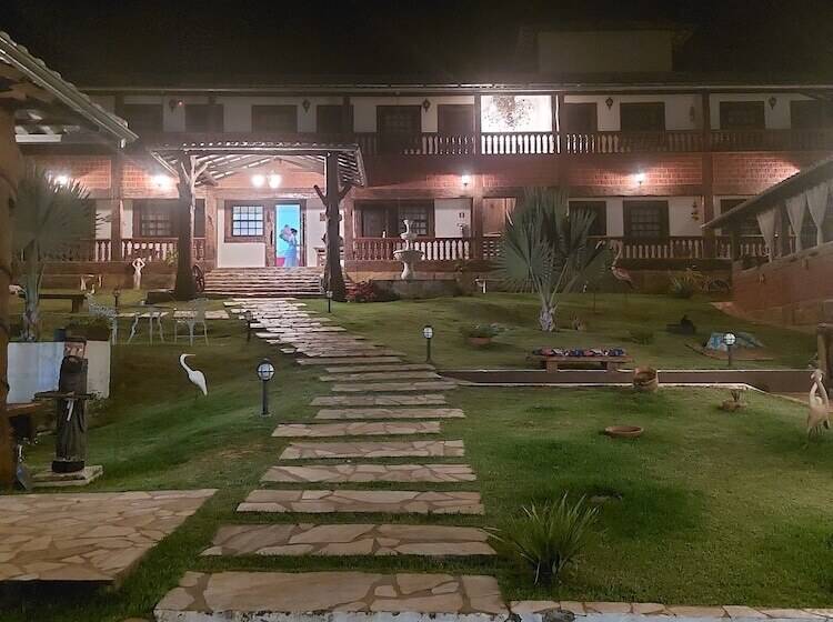 مسافرخانه Pousada Mirante Imperial