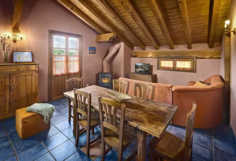 Hotelli Agroturismo Mari Cruz