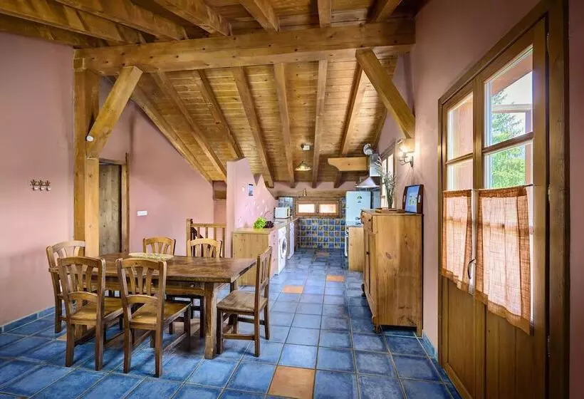 Hotelli Agroturismo Mari Cruz