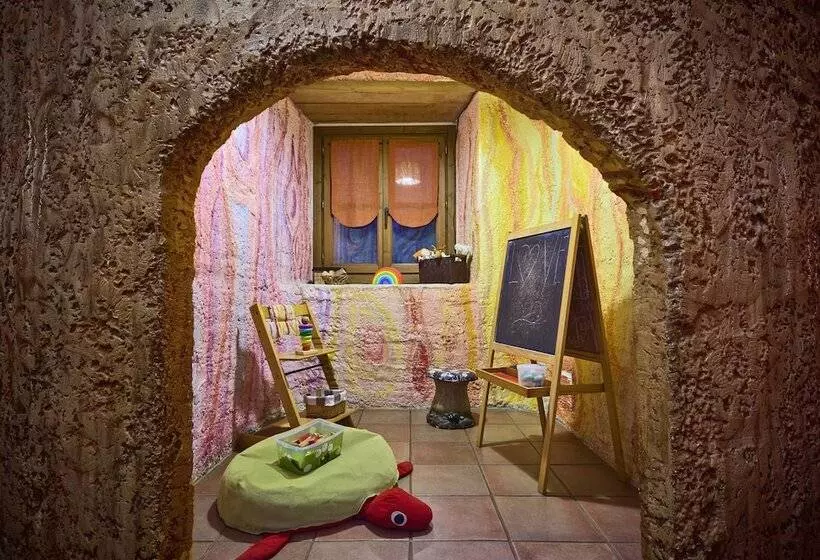 Hotelli Agroturismo Mari Cruz