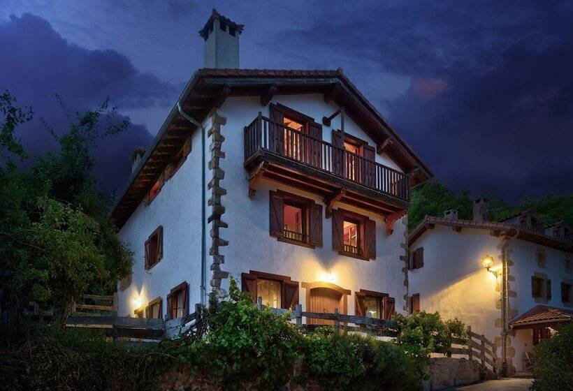 Отель Agroturismo Mari Cruz